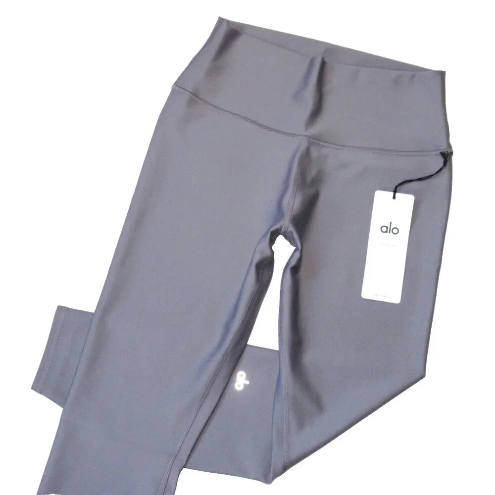 ALO Yoga snug 77%